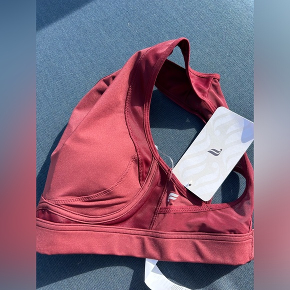 Fabletics Blade Zip Front High Impact Sport Bra - Picture 8 of 8